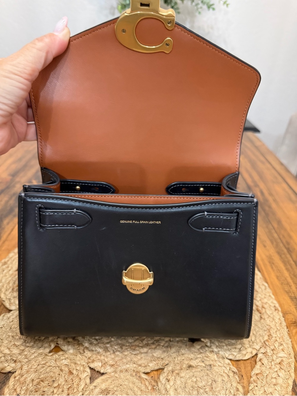Coach Black Leather Top-Handle Bag with Gold 'C' Accent - Picture 10 of 11